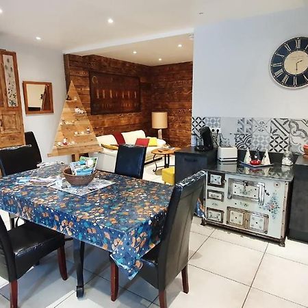 Gite Du Cafe Truchet Saint-Pancrace  Bagian luar foto