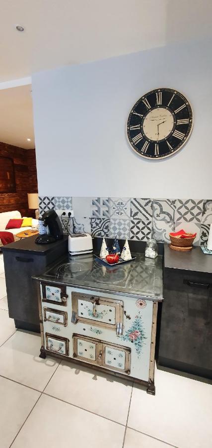 Gite Du Cafe Truchet Saint-Pancrace  Bagian luar foto