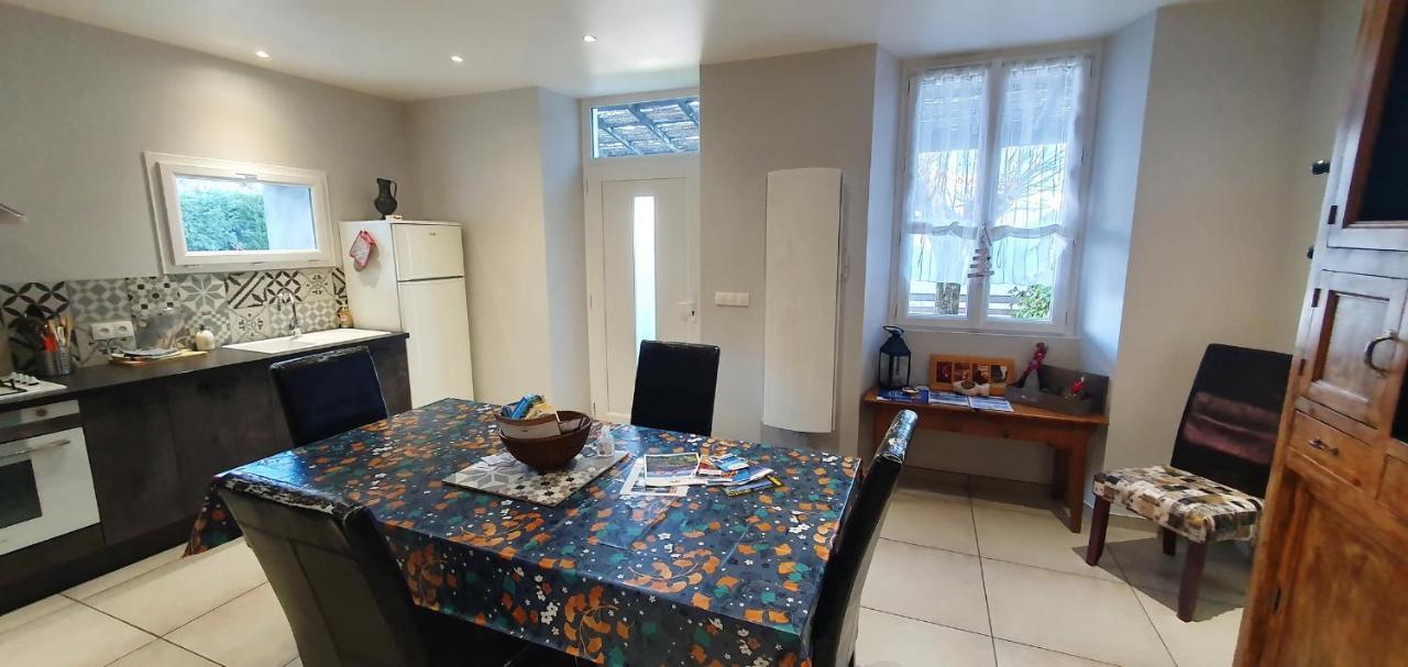 Gite Du Cafe Truchet Saint-Pancrace  Bagian luar foto
