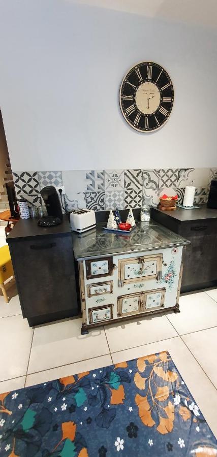 Gite Du Cafe Truchet Saint-Pancrace  Bagian luar foto
