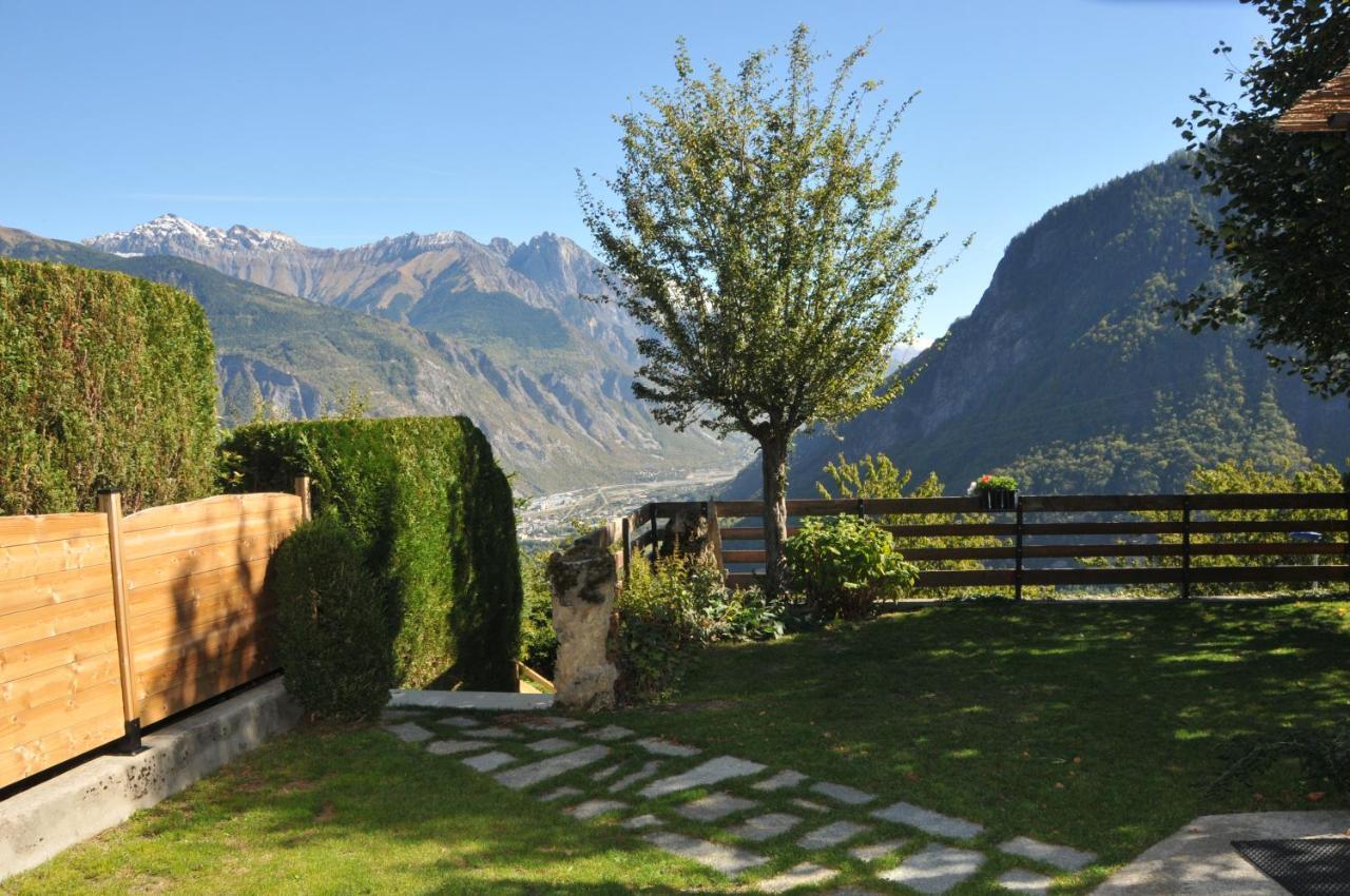 Gite Du Cafe Truchet Saint-Pancrace  Bagian luar foto